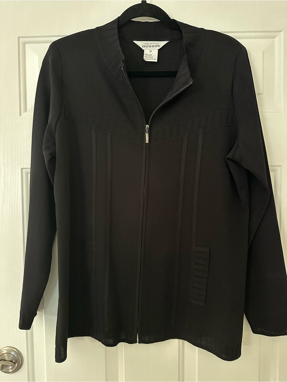 Misook Black Full-Zip Knit Jacket Blazer Accent Pleats Minimalist Classic Size M
